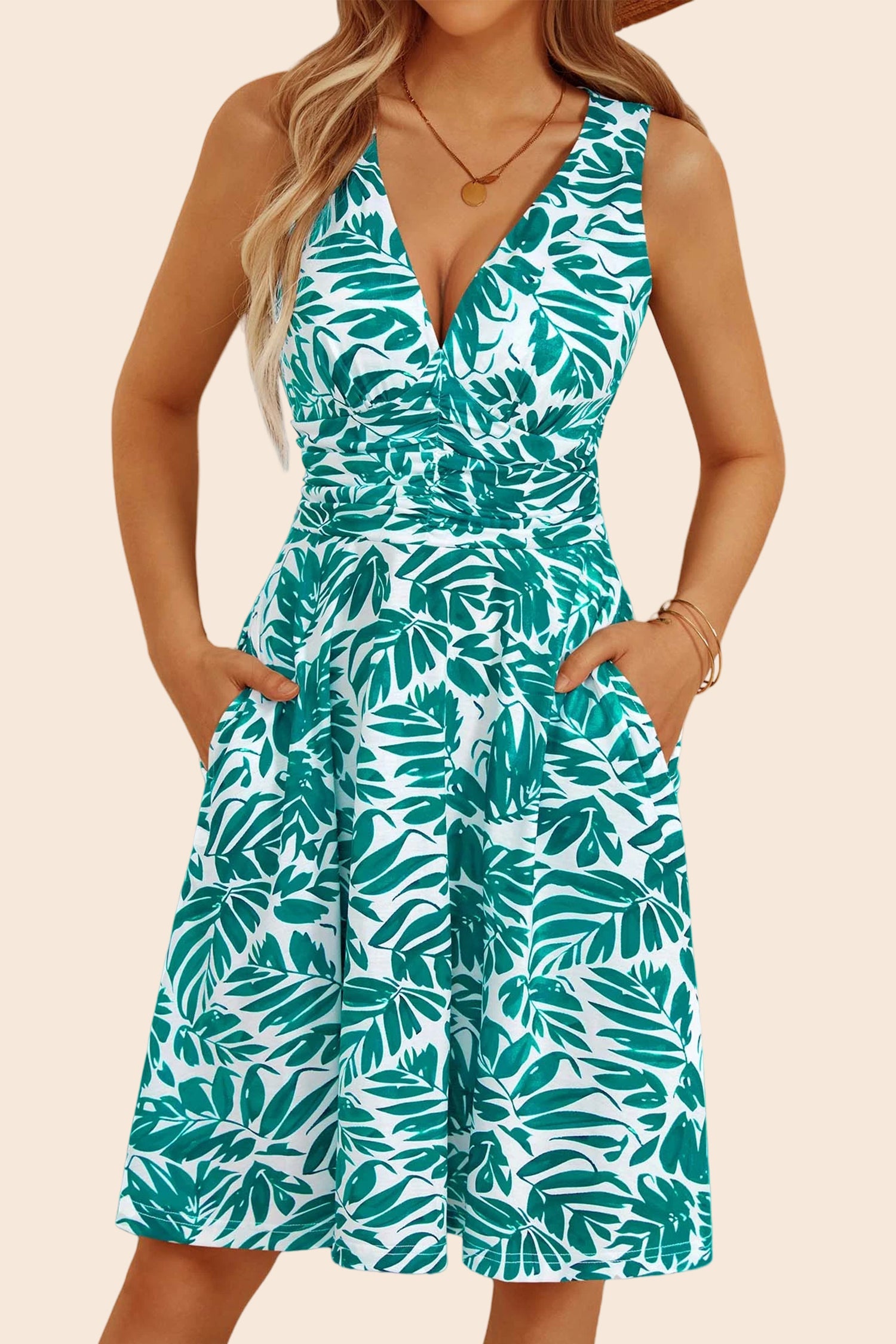 Tropical &amp; Hawaiian Knee Length Dress